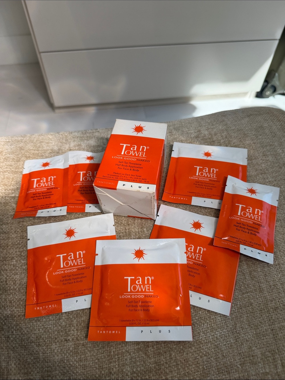 Tan Towel Self-Tan Towelette Bundle (Women Skincare)